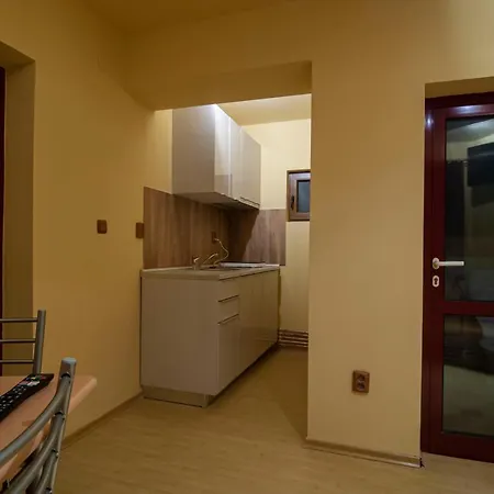 Seven House Apartment